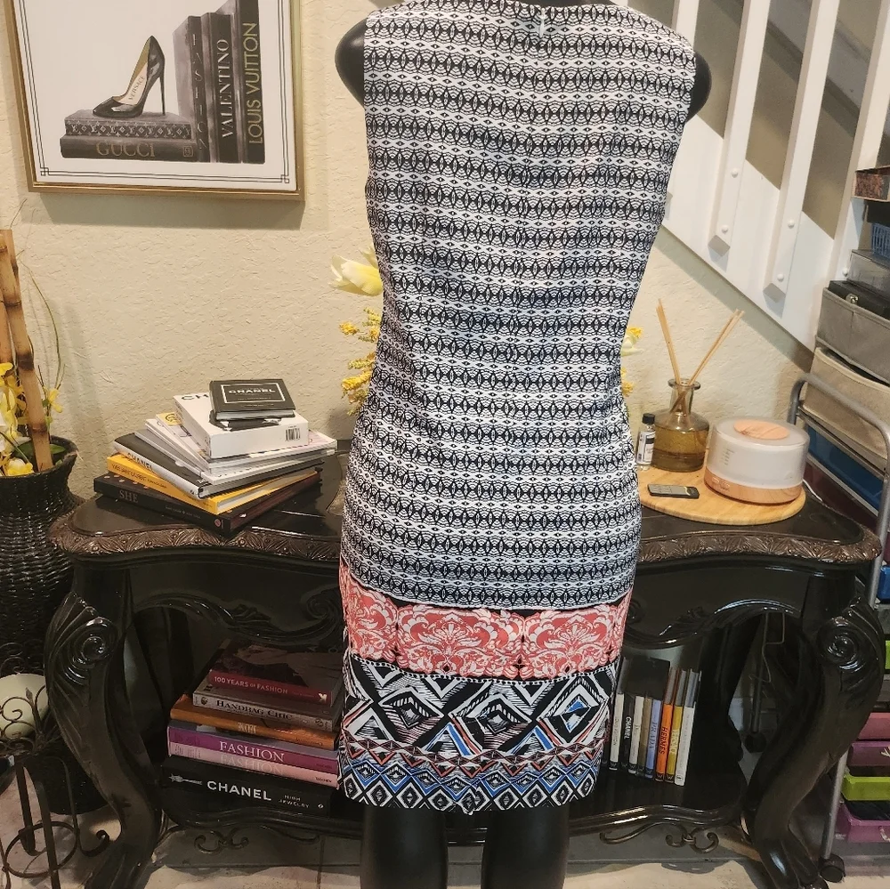 Mario Serrani Shift Dress size 12